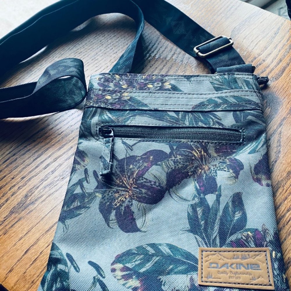 Dakine Jive Crossbody Bag - Floral Pattern